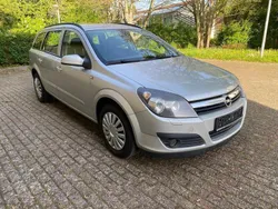 Grau Gebraucht 2006 Opel Astra Kombi | 2.850 € (Etwas zu teuer)