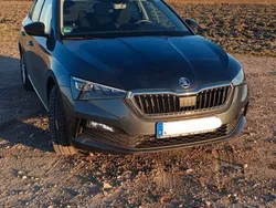 Grau Gebraucht 2020 Skoda Scala Style Kleinwagen | 16.000 € (Guter Preis)