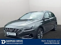 Grau Gebraucht 2023 Hyundai i30 Trend Kombi | 17.490 € (Fairer Preis)