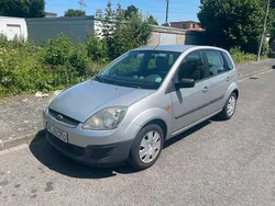 Grau Gebraucht 2005 Ford Fiesta Kleinwagen | 800 € (Guter Preis)