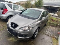 Gris sombra Gebraucht 2004 Seat Altea Stylance Van / Kleinbus | 699 € (Superpreis)