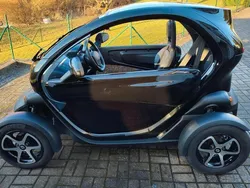 Schwarz Gebraucht 2016 Renault Twizy Kleinwagen | 5.600 €