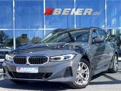 Dravitgrau metallic Gebraucht 2024 BMW 320 Comfort Edition Kombi | 38.591 € (Guter Preis)