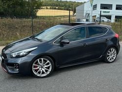 Grau Gebraucht 2018 Kia Ceed GT Limousine | 12.800 € (Guter Preis)