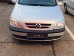 Silber Gebraucht 2003 Opel Zafira Elegance Van / Kleinbus | 600 € (Superpreis)