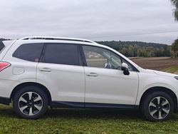 Weiß Gebraucht 2017 Subaru Forester SUV | 15.900 € (Teuer)