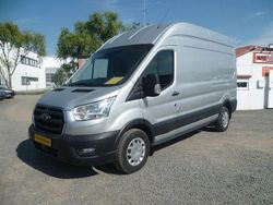 Silber Gebraucht 2020 Ford Transit Trend Van / Kleinbus | 21.950 € (Guter Preis)