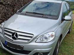 Silber Gebraucht 2011 Mercedes B200 Van / Kleinbus | 8.250 € (Teuer)