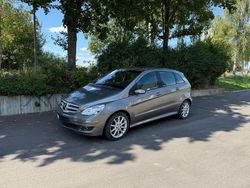 Grau Gebraucht 2006 Mercedes B200 Van / Kleinbus | 4.900 € (Guter Preis)
