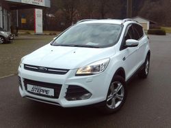 Weiß Gebraucht 2015 Ford Kuga SYNC Edition SUV | 11.590 € (Fairer Preis)