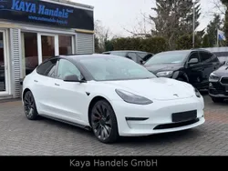 Weiß Gebraucht 2023 Tesla Model 3 Performance Limousine | 31.800 € (Superpreis)