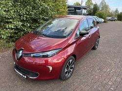 Rot Gebraucht 2017 Renault Zoe Intens Kleinwagen | 8.190 € (Teuer)
