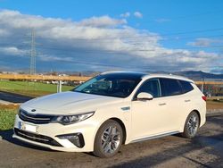 Weiß Gebraucht 2019 Kia Optima Hybrid Spirit Limousine | 19.150 € (Guter Preis)