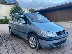 Silber Gebraucht 2001 Opel Zafira Van / Kleinbus | 1.200 € (Superpreis)