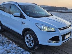 Weiß Gebraucht 2015 Ford Kuga Titanium SUV | 8.500 € (Guter Preis)