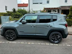 Grau Gebraucht 2021 Jeep Renegade SUV | 18.500 € (Fairer Preis)