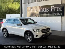 Weiß Gebraucht 2020 Mercedes GLC220 SUV | 33.990 € (Guter Preis)