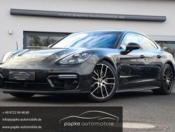 Vulkangraumetallic Gebraucht 2022 Porsche Panamera GTS Limousine | 108.895 €
