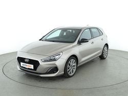 Grau Gebraucht 2018 Hyundai i30 Passion Plus Limousine | 13.020 € (Fairer Preis)