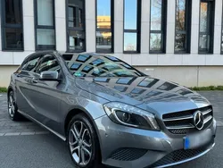 Grau Gebraucht 2015 Mercedes A180 AMG Kleinwagen | 10.950 €