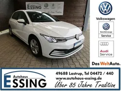 Weiß Gebraucht 2021 VW Golf VIII Life Limousine | 19.790 € (Fairer Preis)