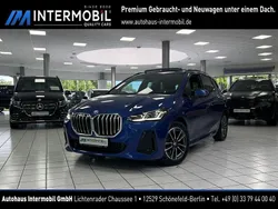 Blau Gebraucht 2024 BMW 223 Active Tourer M Sport Van / Kleinbus | 37.880 € (Guter Preis)