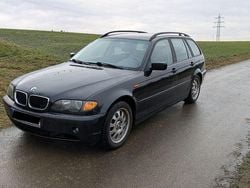Schwarz Gebraucht 2002 BMW 320 Kombi | 600 € (Superpreis)