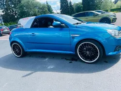 Blau Gebraucht 2004 Opel Tigra Cabrio | 2.980 € (Teuer)