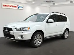 Weiß Gebraucht 2010 Mitsubishi Outlander SUV | 8.999 € (Fairer Preis)