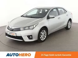 Silber Gebraucht 2014 Toyota Corolla Life+ Limousine | 12.890 € (Teuer)