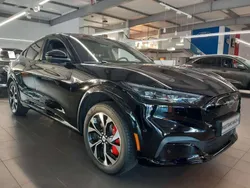 Schwarz Gebraucht 2022 Ford Mustang Mach-E SUV | 46.990 €