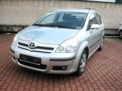 Silber Gebraucht 2006 Toyota Corolla Verso Sol Van / Kleinbus | 4.999 € (Etwas zu teuer)