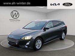 Grau Gebraucht 2020 Ford Focus Titanium Kombi | 17.999 € (Fairer Preis)