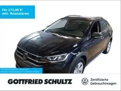 Schwarz (deep black perleffekt) Gebraucht 2024 VW Taigo Life SUV | 19.970 € (Guter Preis)
