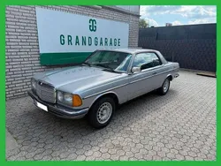 Silber Gebraucht 1984 Mercedes E230 Coupé | 8.649 €