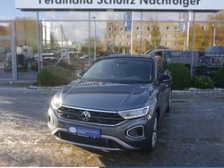 Grau Neu 2024 VW T-Roc Goal SUV | 40.580 € (Teuer)