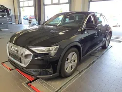 Schwarz Gebraucht 2021 Audi e-tron SUV | 23.990 € (Fairer Preis)