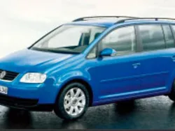 Blau Gebraucht 2003 VW Touran Basis Van / Kleinbus | 5.600 €