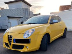 Gelb Gebraucht 2009 Alfa Romeo MiTo Kleinwagen | 4.000 € (Fairer Preis)
