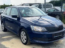 Blau Gebraucht 2015 Skoda Fabia Active Kombi | 3.499 €