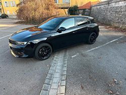 Schwarz Gebraucht 2024 Opel Astra GS Line Limousine | 21.900 € (Fairer Preis)