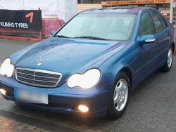 Blau Gebraucht 2001 Mercedes C180 Limousine | 3.500 €