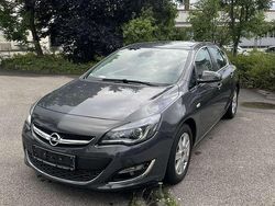 Grau Gebraucht 2013 Opel Astra Limousine | 3.400 € (Guter Preis)