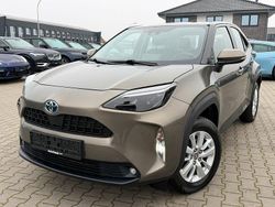 Braun Gebraucht 2022 Toyota Yaris Cross SUV | 22.253 € (Fairer Preis)