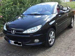 Schwarz Gebraucht 2005 Peugeot 206 CC Platinum Cabrio | 2.300 € (Etwas zu teuer)