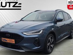 Blau Gebraucht 2022 Ford Focus Active X Limousine | 20.930 € (Fairer Preis)