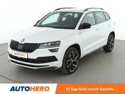Weiß Gebraucht 2020 Skoda Karoq SportLine SUV | 25.700 € (Fairer Preis)