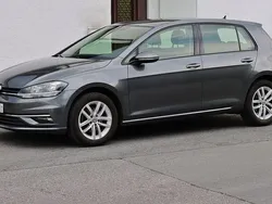Grau Gebraucht 2019 VW Golf VII Highline Limousine | 18.900 € (Fairer Preis)