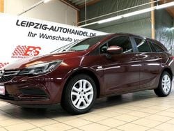 Braun Gebraucht 2018 Opel Astra Edition Kombi | 10.600 € (Fairer Preis)