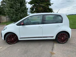 Weiß Gebraucht 2018 VW up! high up! Kleinwagen | 11.500 € (Fairer Preis)